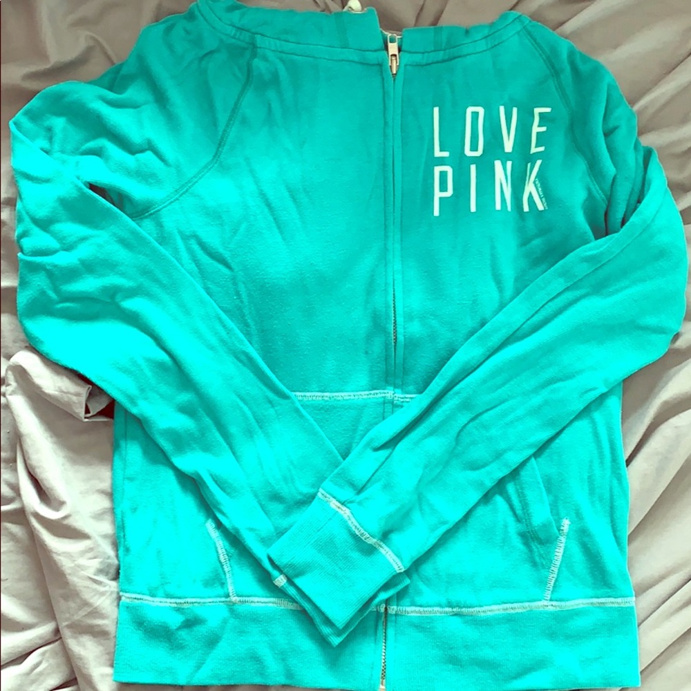 Love pink sweatshirt